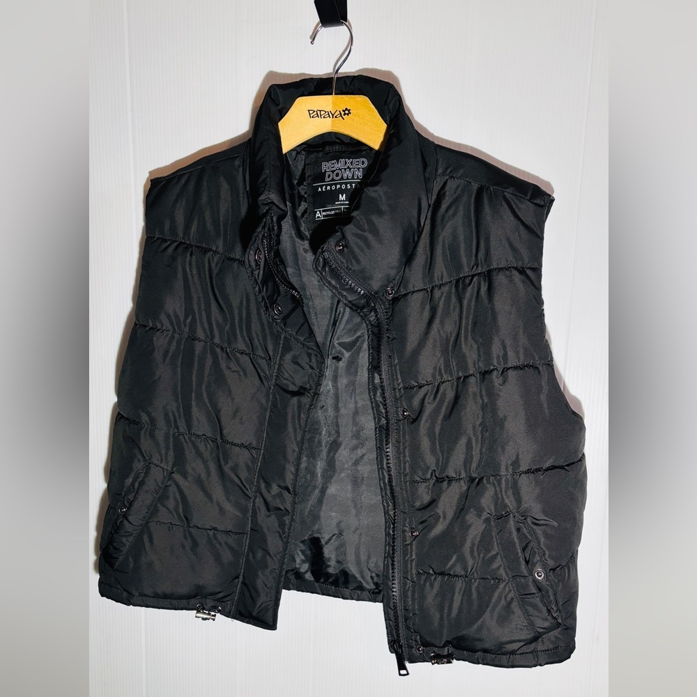 Aeropostale Black PufferVest size medium